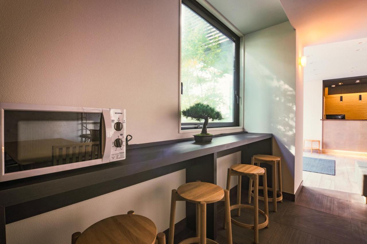 Wayfarer Matsu Hotel Osaka Exterior foto